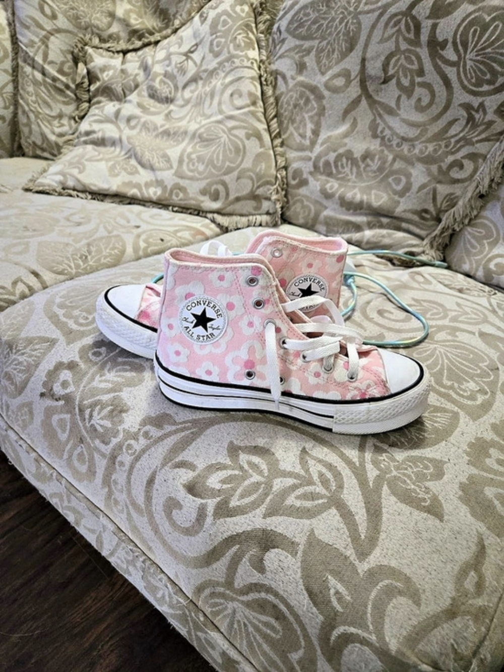 Converse Chuck Taylor All Star Floral High Top Sneakers Girls US 2